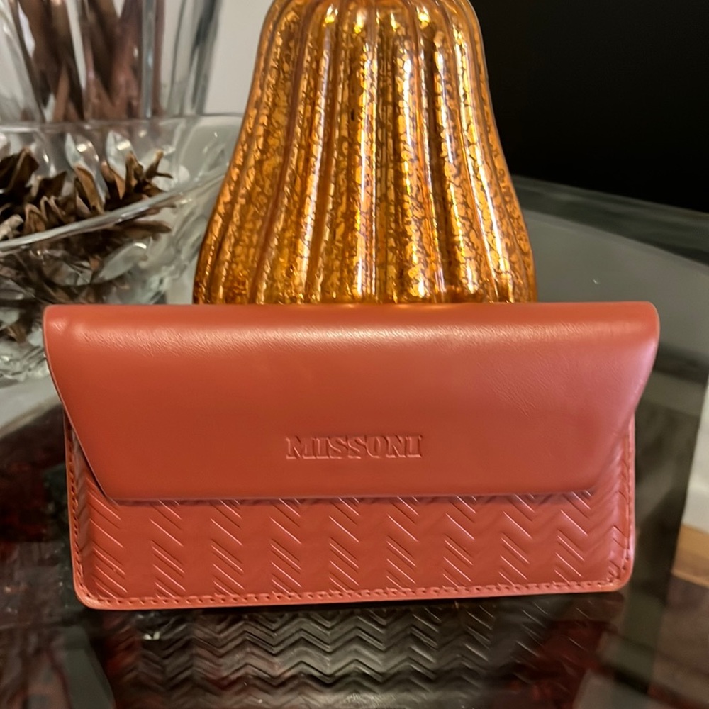Missoni brown tan Leather sunglasses Case - NWOT